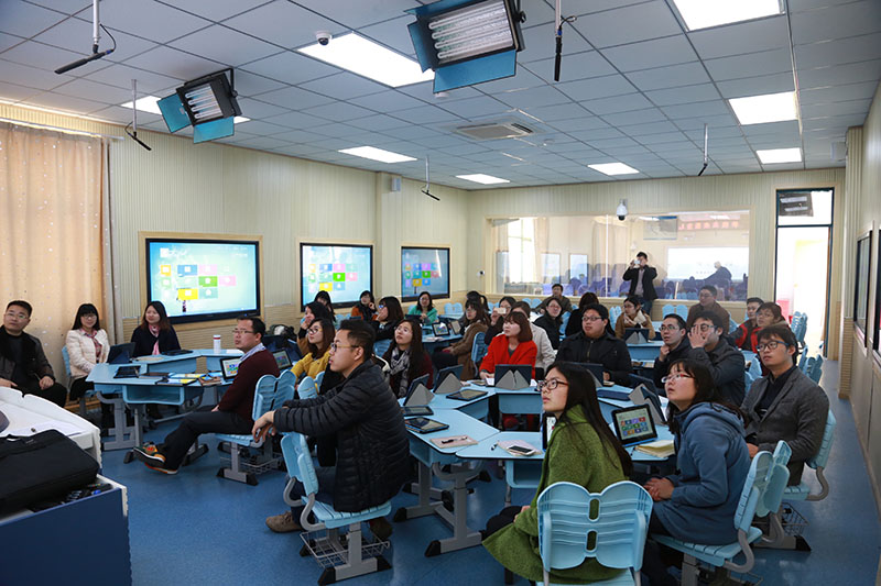 無線投影,投屏,投屏軟件,airplay,miracast,無線投影設(shè)備,多屏互動,無線傳輸,電腦投屏到電視,無線網(wǎng)絡(luò)接收器,蘋果投屏,手機(jī)投屏電腦,電腦投屏到電視,網(wǎng)絡(luò)視頻會議,電視投屏,無紙化會議系統(tǒng),一鍵投影,手機(jī)投屏,翻轉(zhuǎn)課堂,網(wǎng)絡(luò)視頻會議,手機(jī)投影