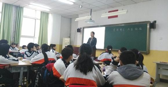 翻轉(zhuǎn)課堂方案有哪些 相關(guān)的技術(shù)特點是什么