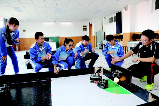 翻轉(zhuǎn)課堂教學(xué)模式